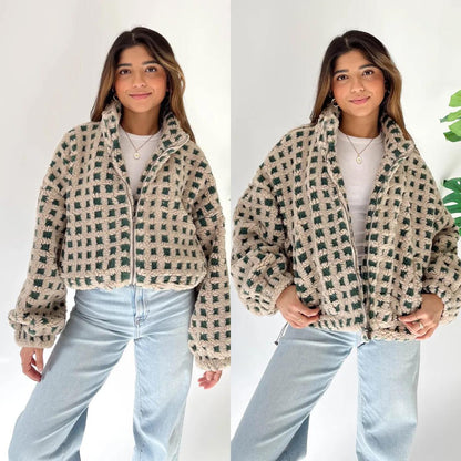Women's Relaxed Plaid Drawstring Long-Sleeve Fleece Jacket a relaxed fit